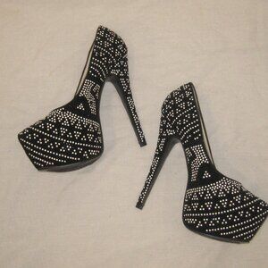 Liliana Platform Black and White Beaded High Heels Sz 10